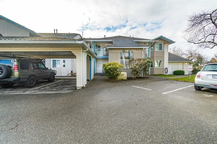 8 45435 KNIGHT ROAD, Sardis West Vedder, Chilliwack, British Columbia V2R3E8