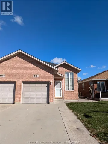 4454 TUMBLEWEED CRESCENT, Windsor, Ontario N9G3C2