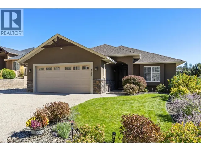 2562 Tuscany Drive, West Kelowna, British Columbia V4T3B6