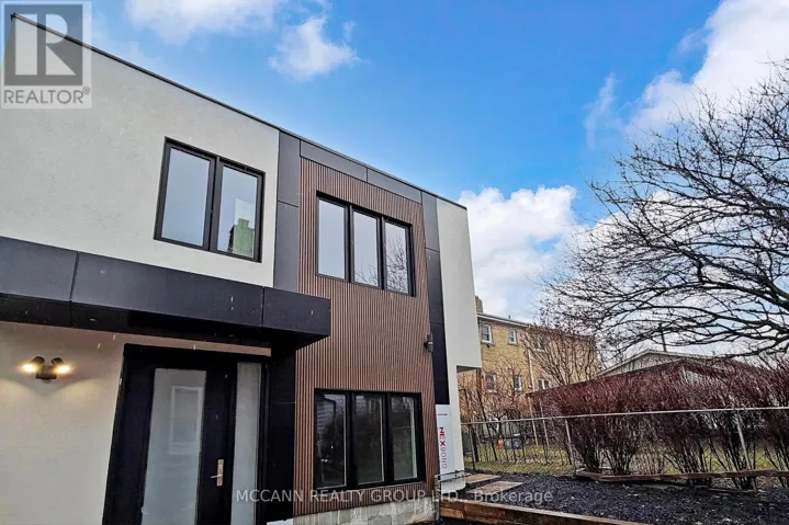 GARDEN SUITE - 178 ATLAS AVENUE, Toronto (Oakwood Village), Ontario M6C3P5