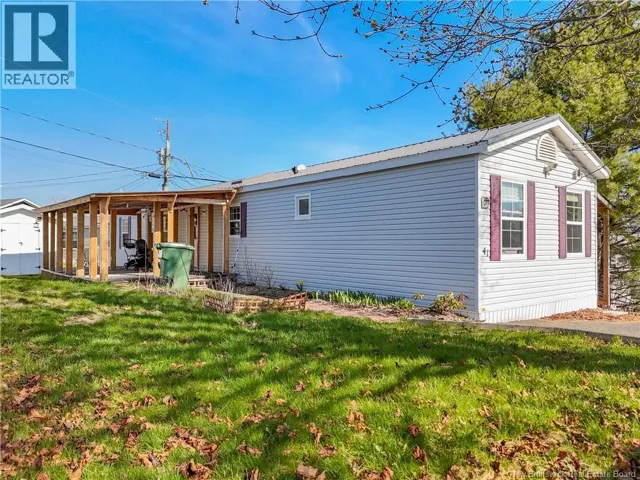 41 Bayberry Street, Fredericton, New Brunswick E3C1L8