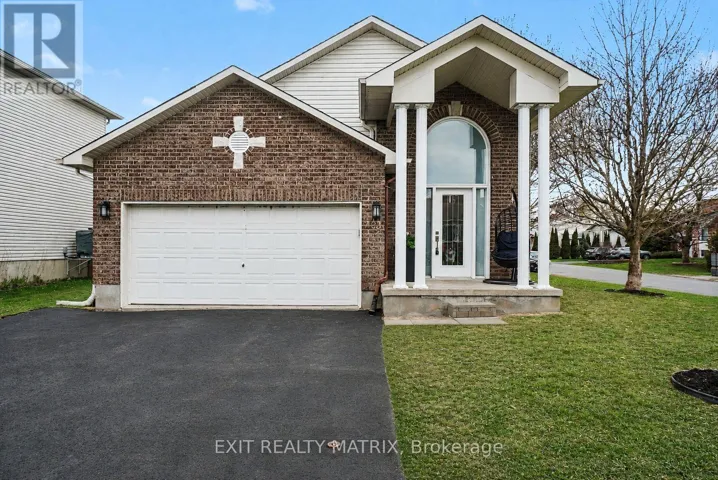 403 CENTENAIRE STREET, Russell, Ontario K0A1W0