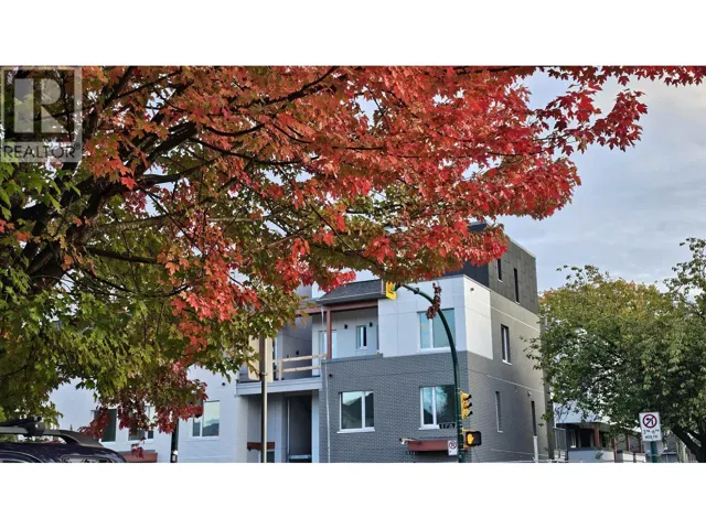 316 2250 E 1 AVENUE, Vancouver, British Columbia V5N1B6