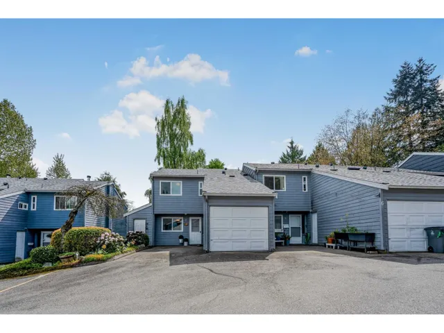 #7 9976 149TH STREET, Surrey, British Columbia V3R7W7