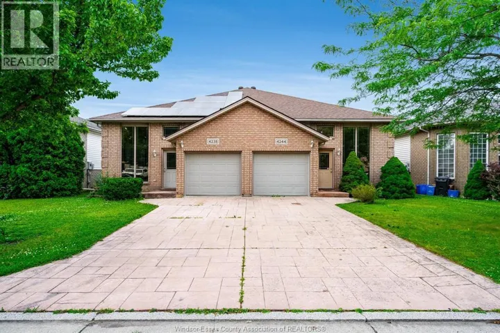 4244 Showdown AVENUE, Windsor, Ontario N9G3B1