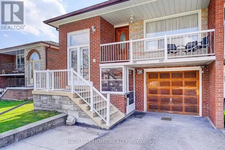 42 FRANEL CRESCENT, Toronto (Humber Summit), Ontario M9L1B7