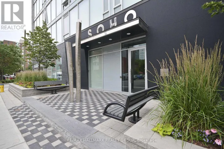 1111 - 300 LISGAR STREET, Ottawa, Ontario K2P0E2