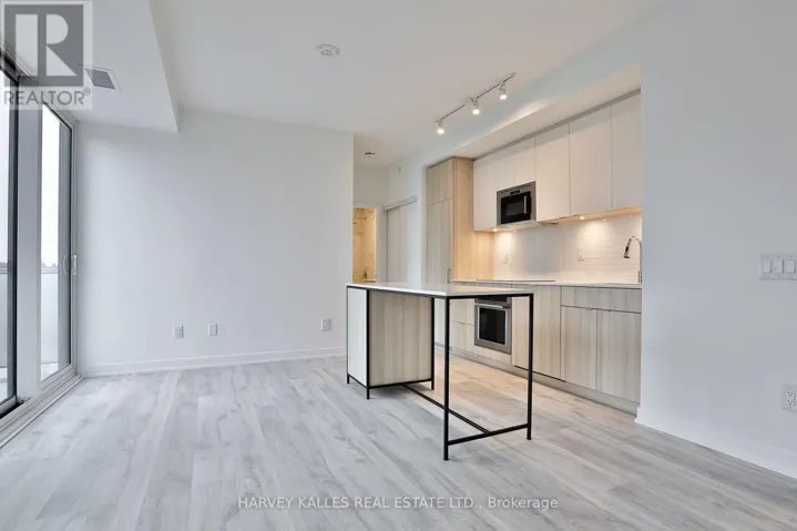 535 - 215 LAKESHORE ROAD W, Mississauga (Port Credit), Ontario L5H1G5