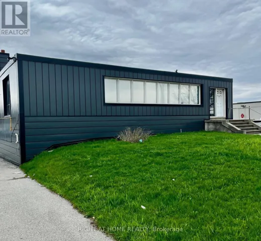 1 - 55 TORBARRIE ROAD, Toronto (Downsview-Roding-CFB), Ontario M3L1G5