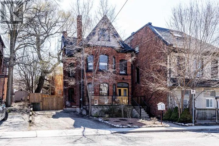 177 CHARLTON AVENUE W, Hamilton (Durand), Ontario L8P2C8