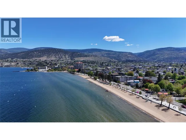 922 DYNES Avenue Unit# 207, Penticton, British Columbia V2A1B8