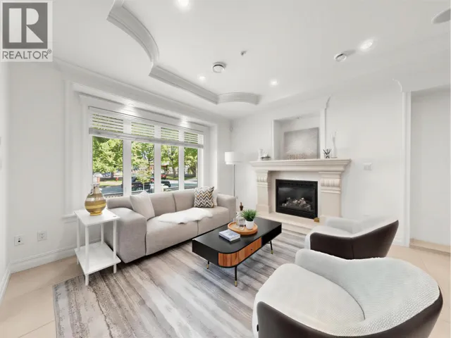 2456 E 45TH AVENUE, Vancouver, British Columbia V5R3B5