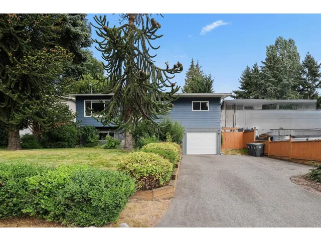5846 179A STREET, Surrey, British Columbia V3S4K3