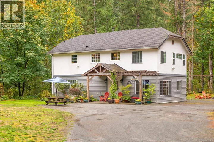 5708 River Valley Rd, Duncan, British Columbia V9L6H8
