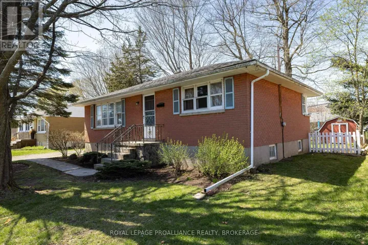 287 MCEWEN DRIVE, Kingston (City SouthWest), Ontario K7M3W2