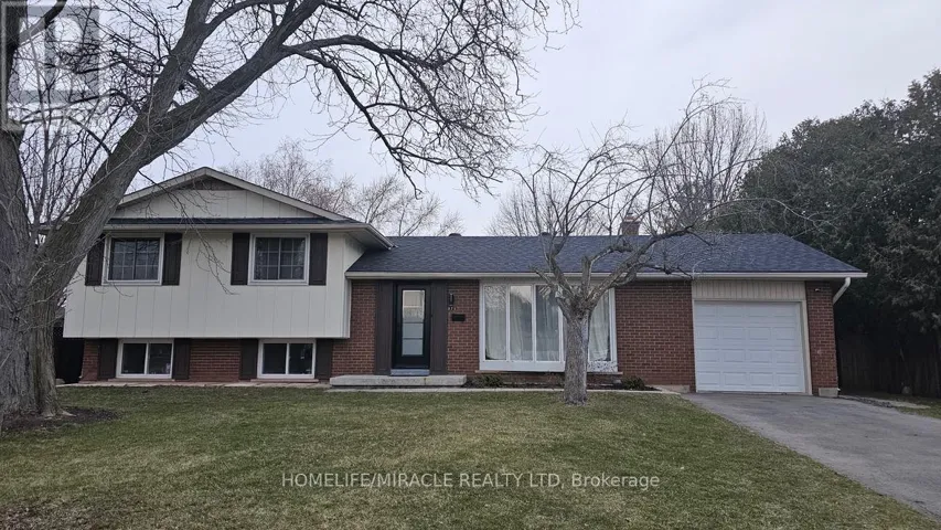 271 KENT AVENUE, Burlington (Appleby), Ontario L7L4T2