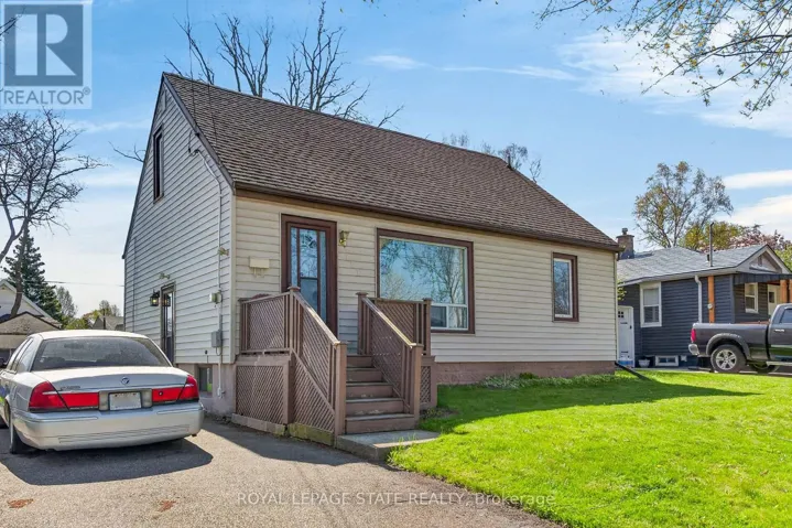 227 WEST 19TH STREET, Hamilton (Buchanan), Ontario L9C4J3