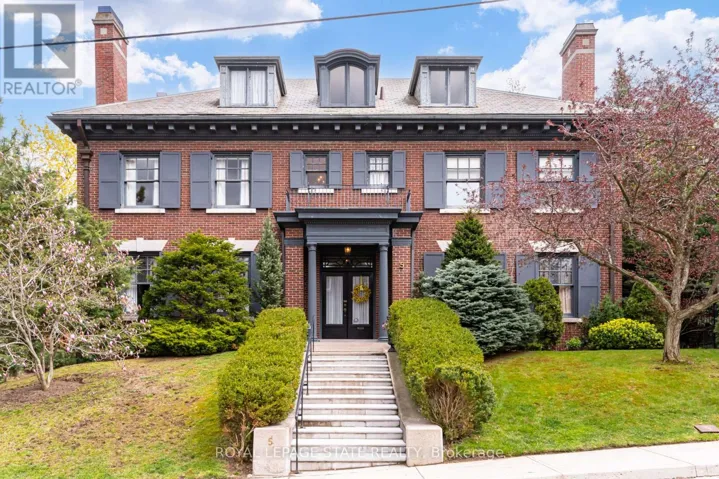 5 UNDERCLIFFE AVENUE, Hamilton (Durand), Ontario L8P3G9