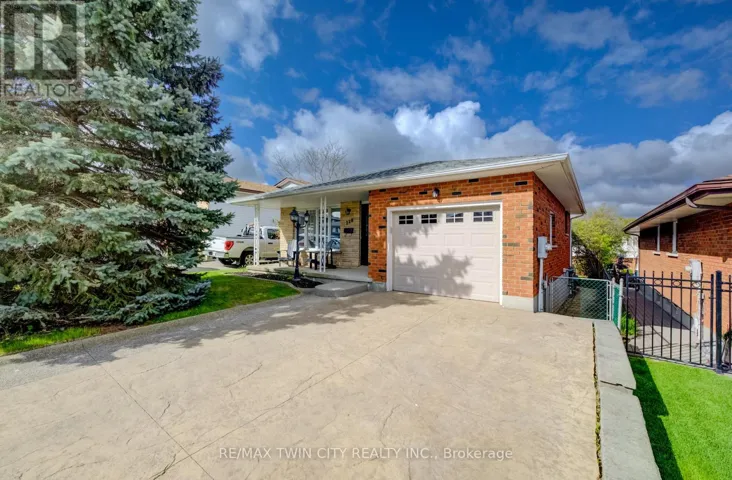 226 HILLMER ROAD, Cambridge, Ontario N1R6N8