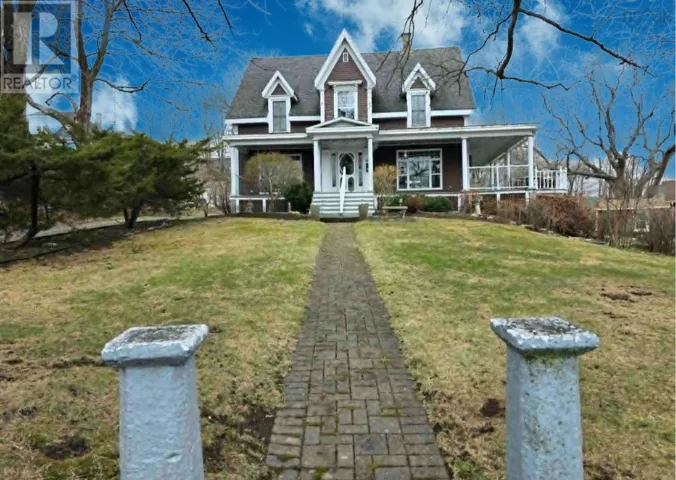 148 Crescent Street, Sydney, Nova Scotia B1S2Z8