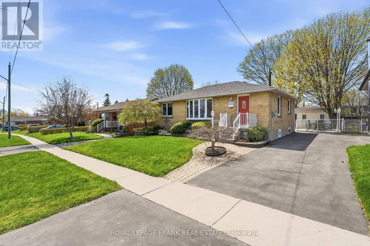 1212 VALLEY DRIVE, Oshawa (Lakeview), Ontario L1J3M7