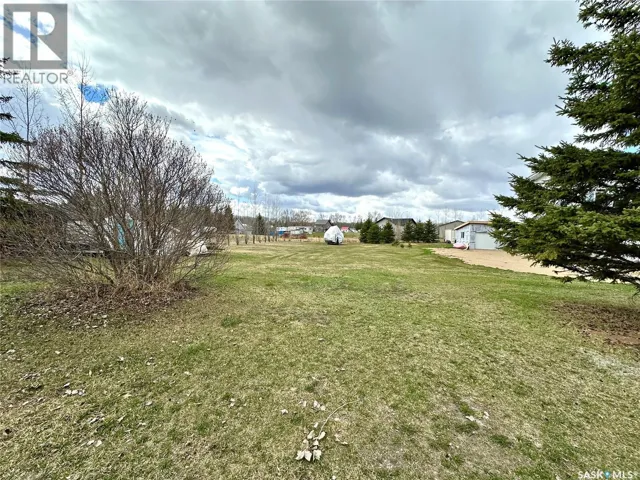 25 Iroquois Lake DRIVE, Iroquois Lake, Saskatchewan S0J1M0