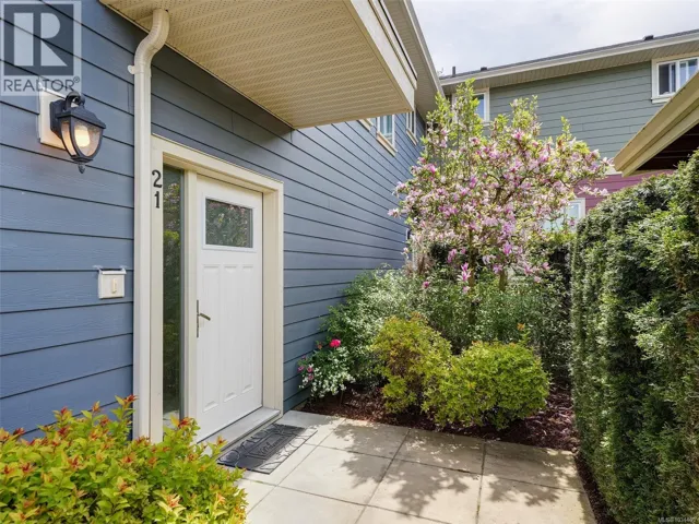 21 1515 Keating Cross Rd, Central Saanich, British Columbia V8M1W9