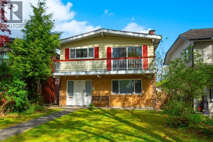 3178 GARDEN DRIVE, Vancouver, British Columbia V5N4Y1