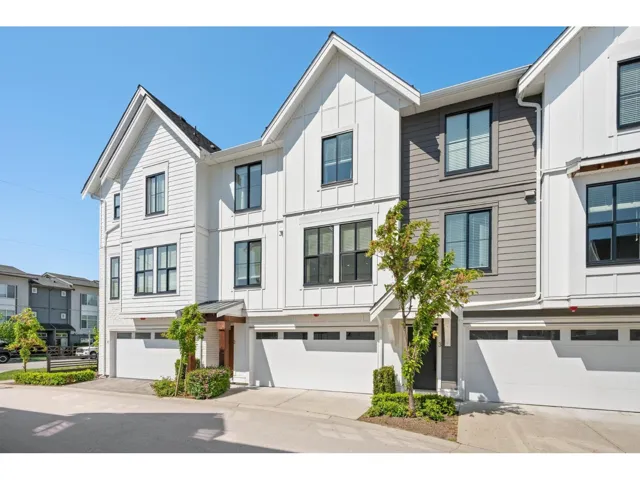 2 8450 204 STREET, Langley, British Columbia V2Y3M7