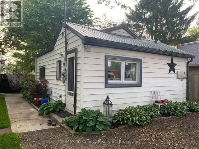 11 ELIZABETH STREET, Bayham (Port Burwell), Ontario N0J1T0
