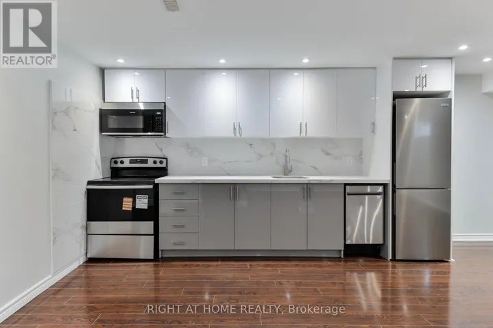 BSMT - 186 COSGROVE DRIVE, Oshawa (Windfields), Ontario L1L0K5
