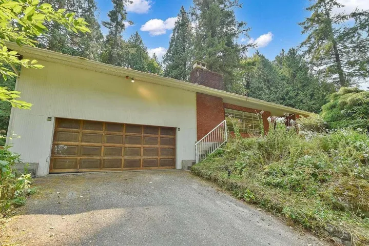 13428 CRESCENT ROAD, Surrey, British Columbia V4P1K8