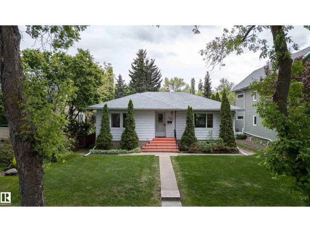 11223 71 AV NW, Edmonton, Alberta T6G0A5