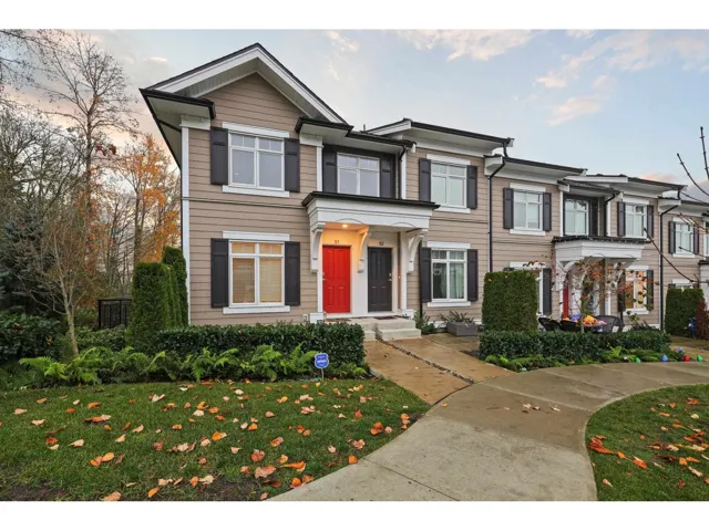 51 2070 OAK MEADOWS DRIVE, Surrey, British Columbia V3Z1J1