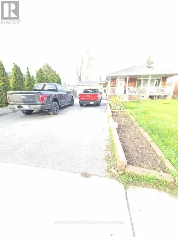 13 THEODORE DRIVE, Mississauga (Streetsville), Ontario L5M1E5