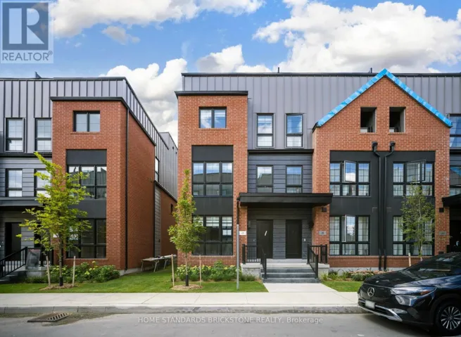 22 CHESLEY STREET, Vaughan (Uplands), Ontario L4J0M1