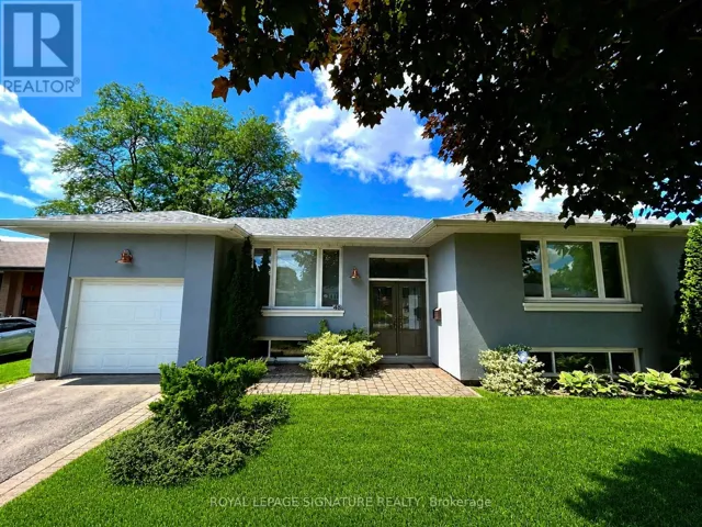 48 CARSBROOKE ROAD, Toronto (Etobicoke West Mall), Ontario M9C3C5