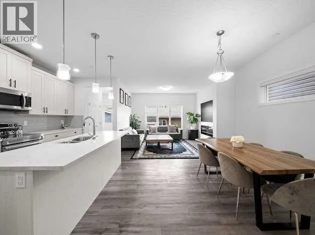 136 Lucas Street NW, Calgary, Alberta T3P1R6