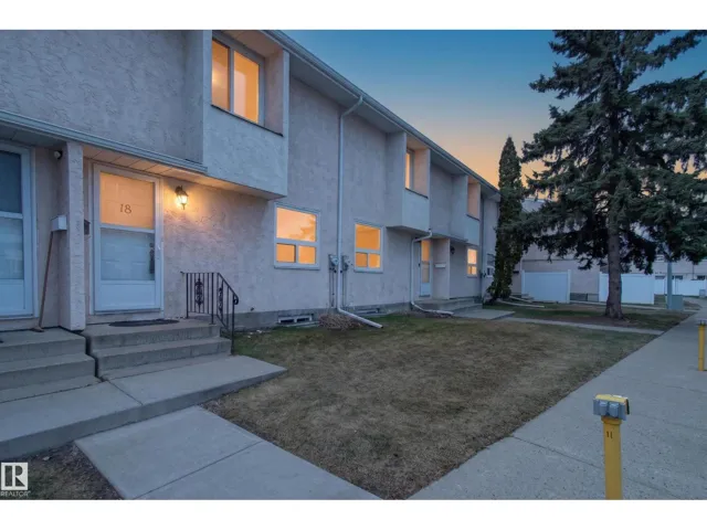 18 LAKEWOOD VG NW, Edmonton, Alberta T6K2B3