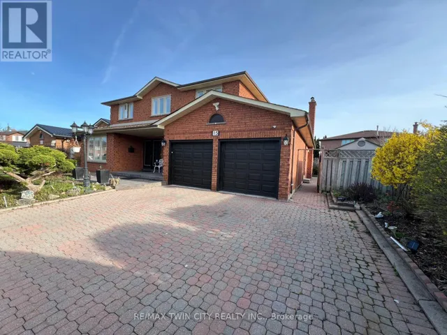 15 IVORY COURT, Vaughan (West Woodbridge), Ontario L4L4G2