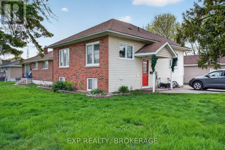 300 HERBERT STREET, Gananoque, Ontario K7G3G3