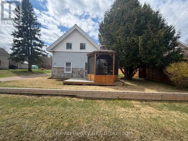348 POPLAR STREET, Mattawa, Ontario P0H1V0