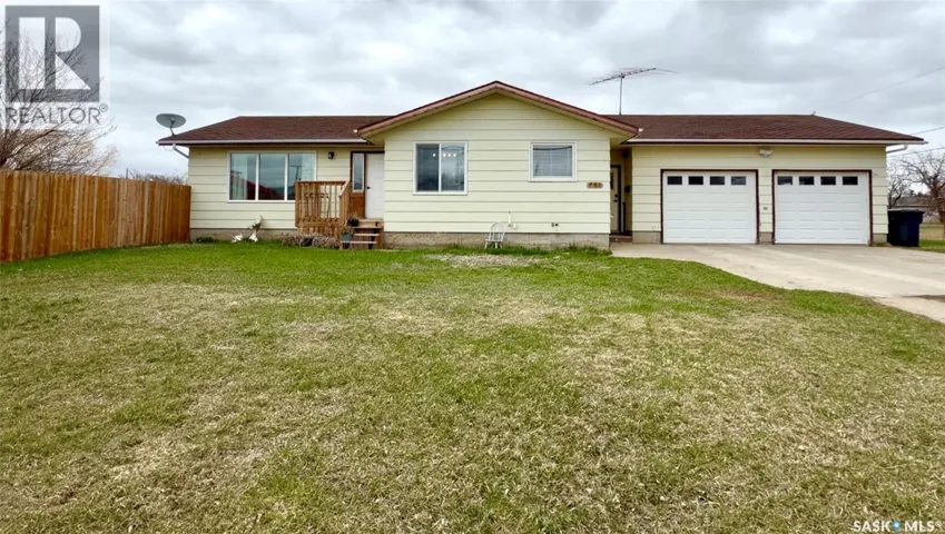 701 1st STREET, Hanley, Saskatchewan S0G2E0