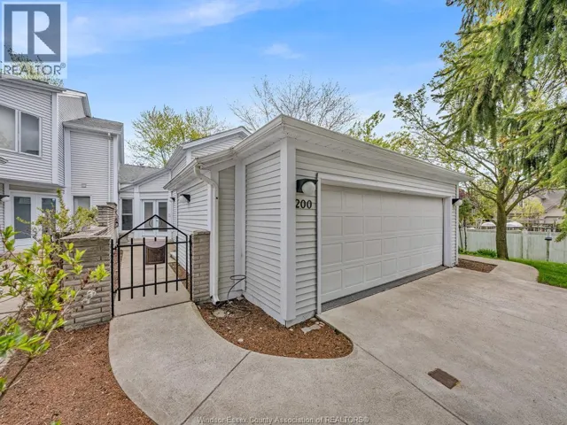 200 Marine DRIVE Unit# 7, Tecumseh, Ontario N8N4K3