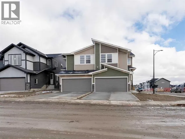 99 Waterford Mews, Chestermere, Alberta T1X3B7