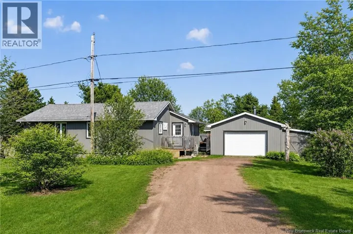 19 des Lauriers Road, Grand-Barachois, New Brunswick E4P7G8