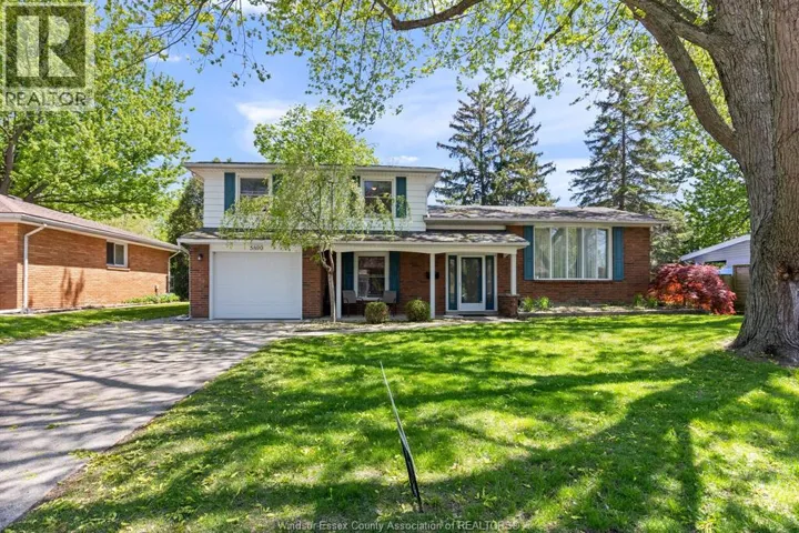 5890 CABOT AVENUE, LaSalle, Ontario N9H1M2