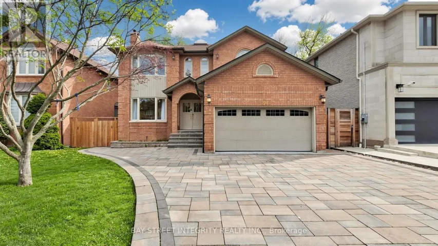 280 KINGSDALE AVENUE, Toronto (Willowdale East), Ontario M2N3X4