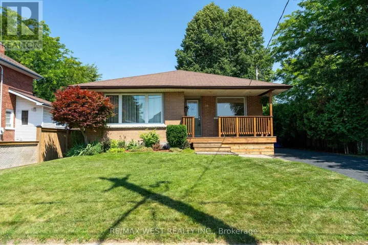 46 ORCHARD VIEW BOULEVARD, Oshawa (Centennial), Ontario L1G3N7