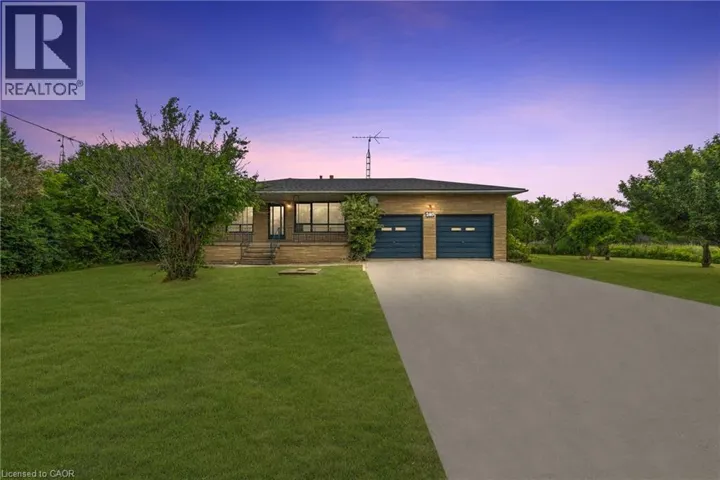 240 MUD Street W, Grimsby, Ontario L0R1M0